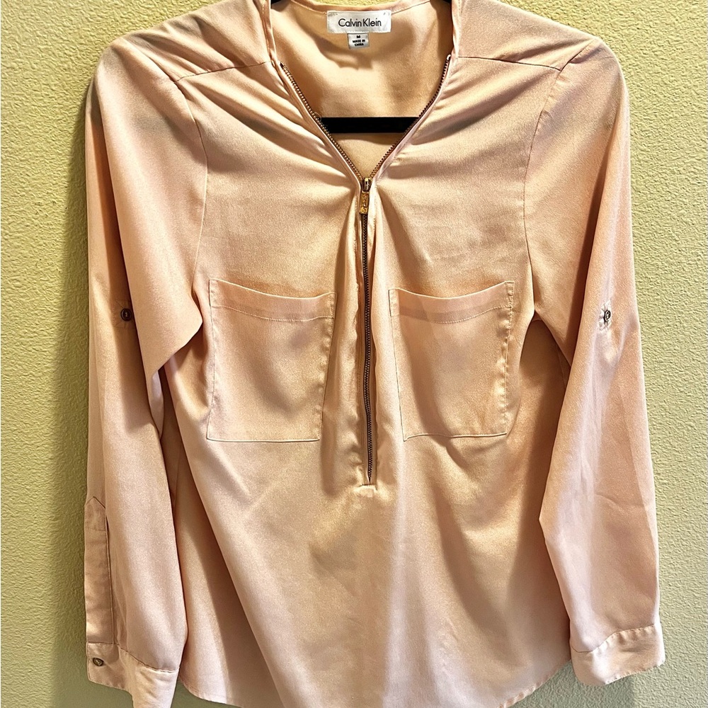 CK Half zip silky blouse